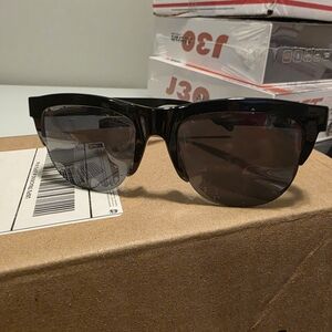 BRAND NEW- Black Bluetooth Smart Sunglasses